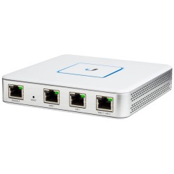 UBNT UniFi Security Gateway - Router, 3x Gbit LAN, Dual-Core 500MHz, RAM 512MB, DPI, IPS/IDS